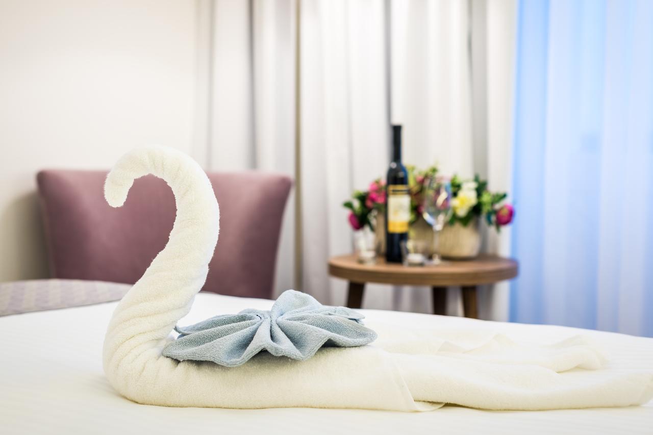 Hotel Garden Hill Велика Гориця Номер фото